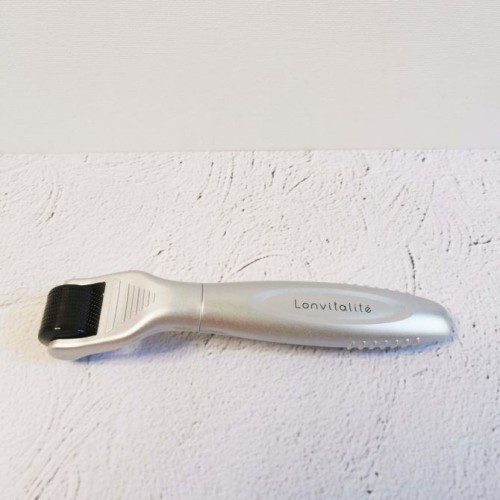 Lonvitalite Microneedle Derma Roller 0.3mm 600 Needle with Interchangeable Head