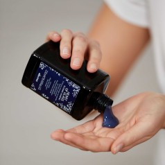 Heart of Glass Silkening Blonde Shampoo 250ml