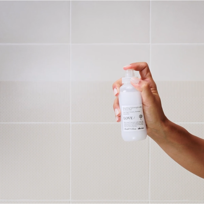 Davines Love Smoothing Lightweight Milk