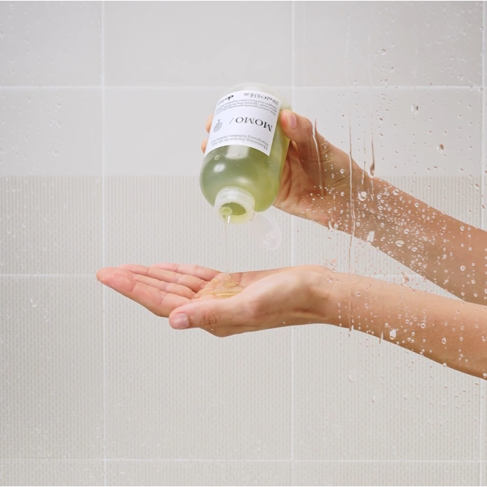 Davines Momo Shampoo