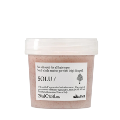 Solu Sea Salt Scrub Cleanser 250ml