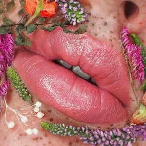 Satin Luxe Lipstick - Petal 4g