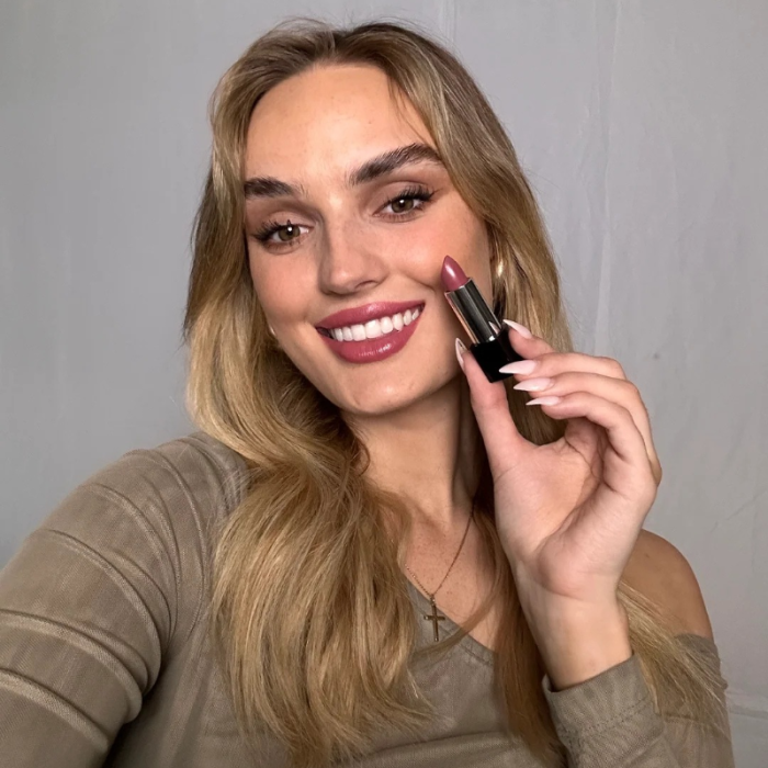 Suzy Lipstick Satin Luxe Lipstick - Petal