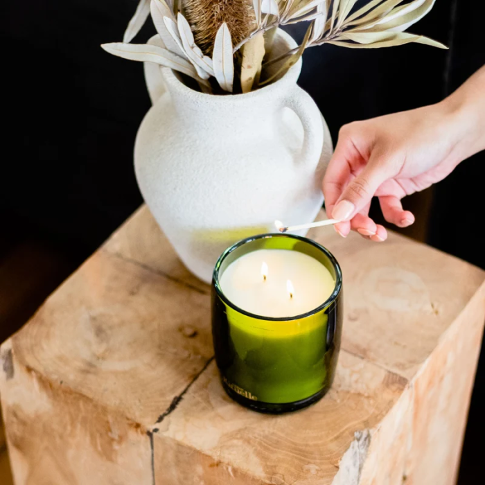 Urban Rituelle Lemongrass, Lemon Myrtle, Grapefruit & Eucalyptus Scented Soy Candle