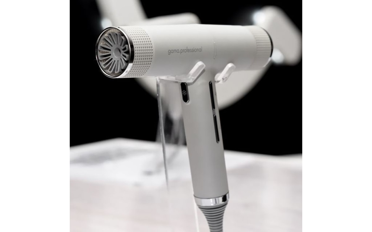 Have you seen Guy Tang's review on the new dryer from Gamma IQ?