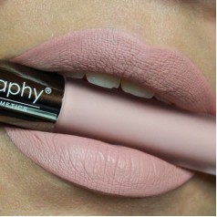 Lip Lava Liquid Lipstick Stark (Pale Pink Nude)