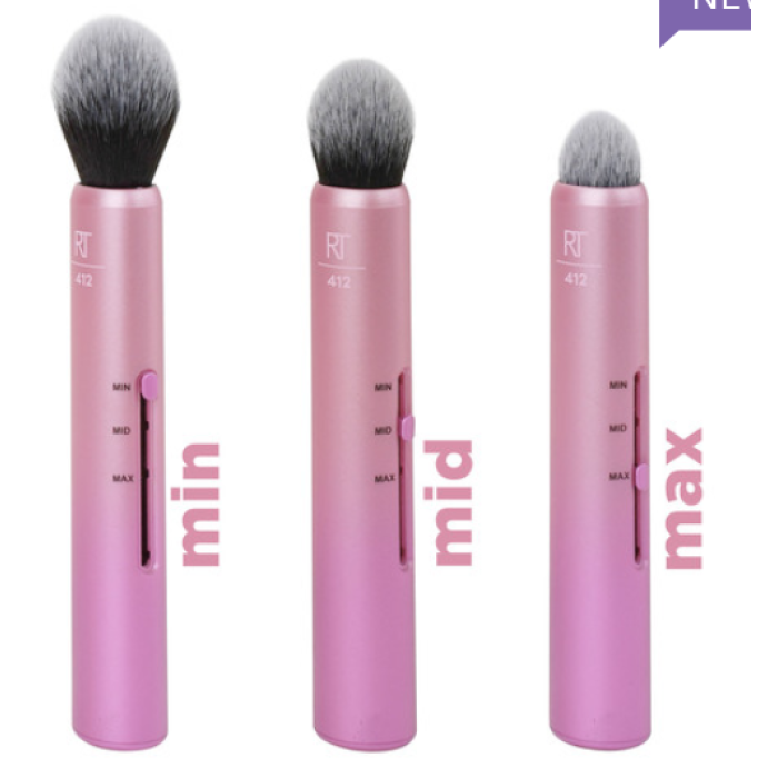 Real Techniques Custom Cheek Brush