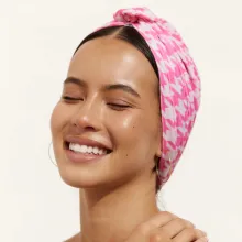 Amelie Shower Cap - Pink Houndstooth 