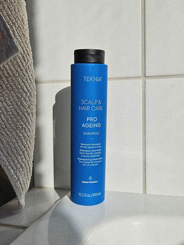 Lakme Teknia Pro Ageing Shampoo